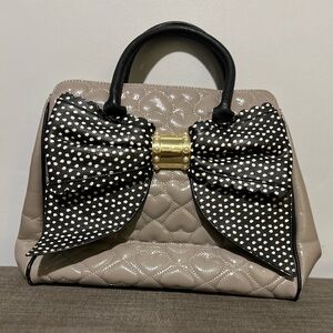 Betsey Johnson Elegant Quilted Bow Handbag